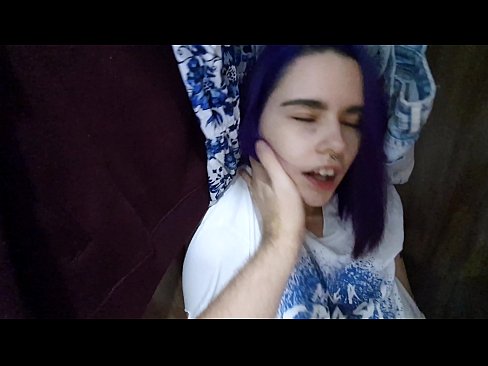 ❤️ Nire ahizpa armairuan aurkitu eta lagundu zion esperma ❤  Sexua gurean eu.nastypornpics-com.ru ❌️